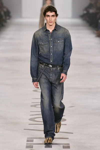 Look 41